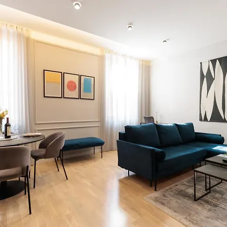 Zarina Apartment - Old Town Center Zara Esterno foto